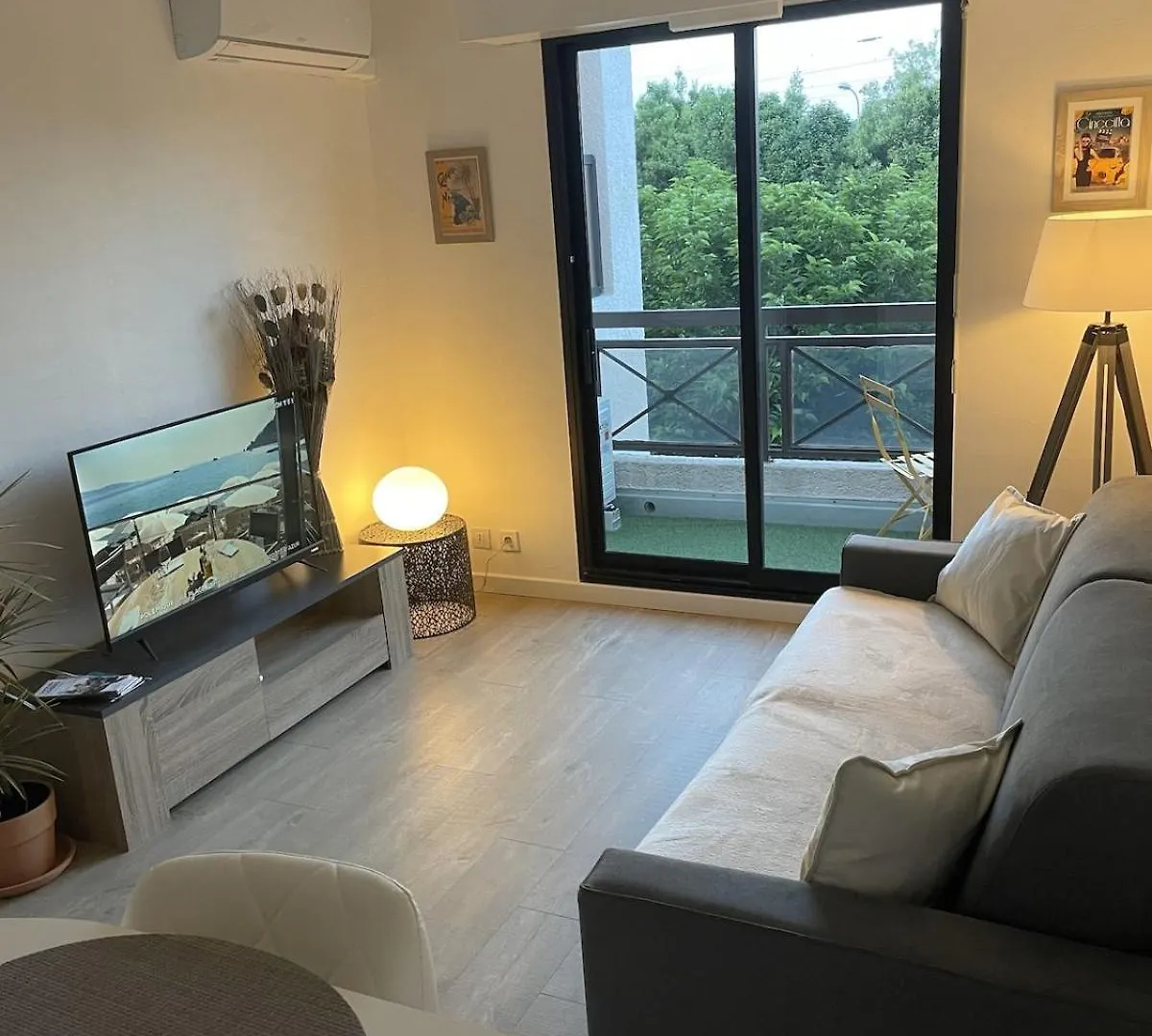 Apartment Studio De Vacances Paisible Et Central Mandelieu-la-Napoule France